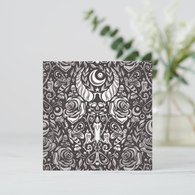 Gothic monochrome pattern (Standing Front)