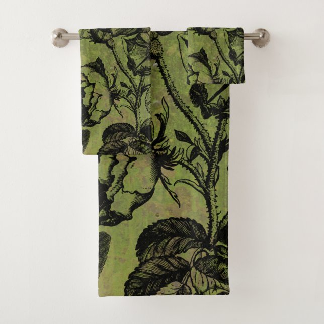 Gothic Skull Key Collage Bath Towel Set (Insitu)