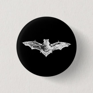 GOTHIC VAMPIRE BAT PINBACK BUTTON