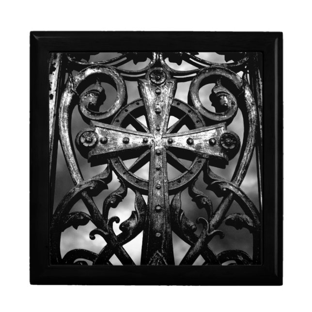 Gothic victorian wrought iron celtic cross gift box (Front)
