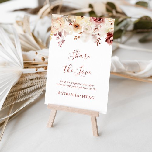 Graceful Floral Share the Love Hashtag Sign