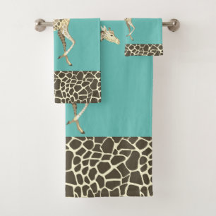 Graceful giraffe bath towel set