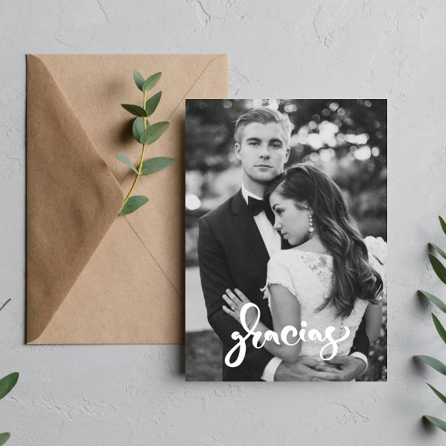Gracias Modern Photo Wedding Thank You (Creator Uploaded)