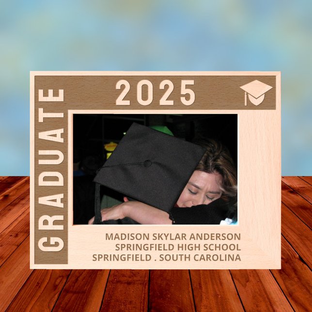 Grad 2025 Modern Simple 7x5L Graduation Picture Engraved Frames (This bold modern reverse etched design sets this personalized graduation picture frame apart)