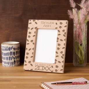 Grad Cap and Diploma Pattern Engraved Frames