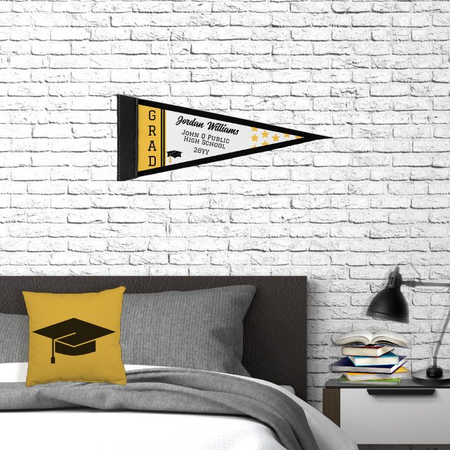 Grad Cap and Stars Class Graduation Yellow Pennant Pennant Flag (Creator Uploaded)