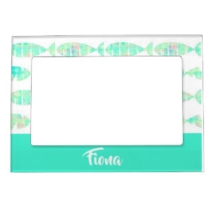 Gradient green fish on white magnetic frame