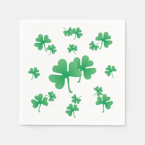 Gradient Green Irish Shamrock Pattern Party Paper Napkins