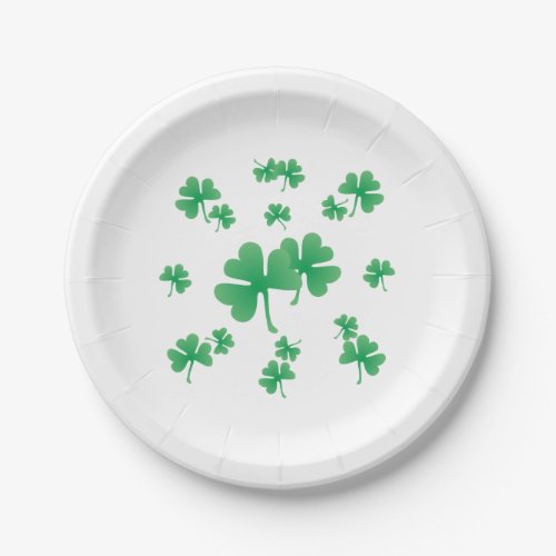 Gradient Green Irish Shamrock Pattern Party Paper Plates