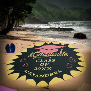 Graduate Class of 2024 Graduation Gold Black Round Beach Towel