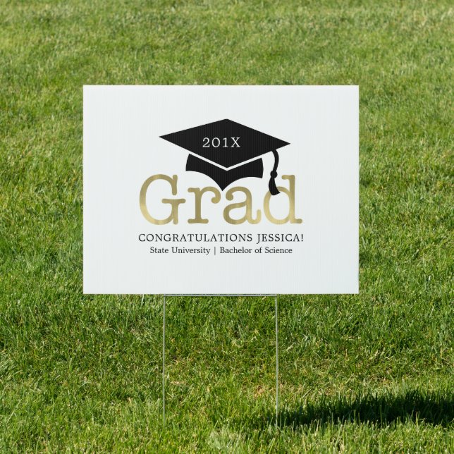 Graduation Cap "Congratulations Graduate" Sign (Insitu)