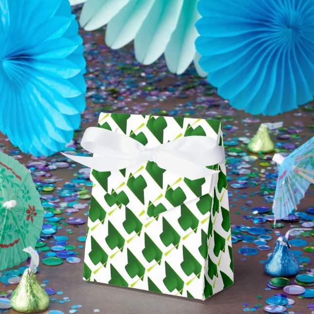 Graduation High School, College Green Cap Pattern Favor Boxes (Party)