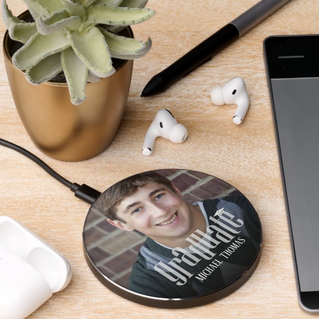 Graduation Modern Photo Simple Minimalist Picture Wireless Charger (Desk 2)