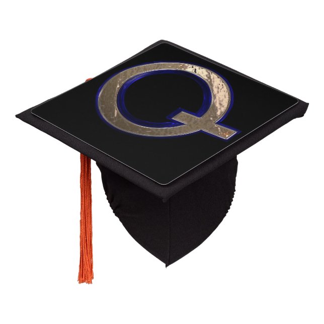 Graduation Topper Initial Monogram Q Black Gold (Angled)
