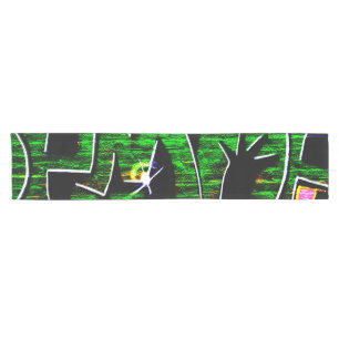 Graffiti 18 trcna short table runner
