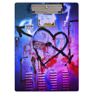 Graffiti Love    Clipboard