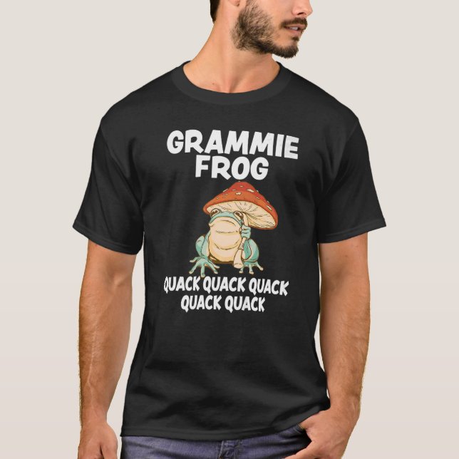 Grammie Frog Animal Pun Love Amphibian Toad Frogs  T-Shirt (Front)