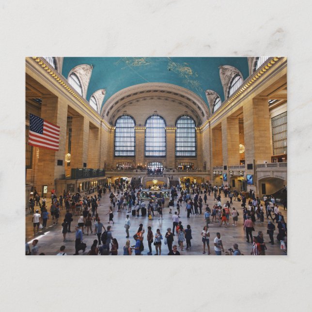 Grand Central Station / Full Color (NYC) Postcard (Front)