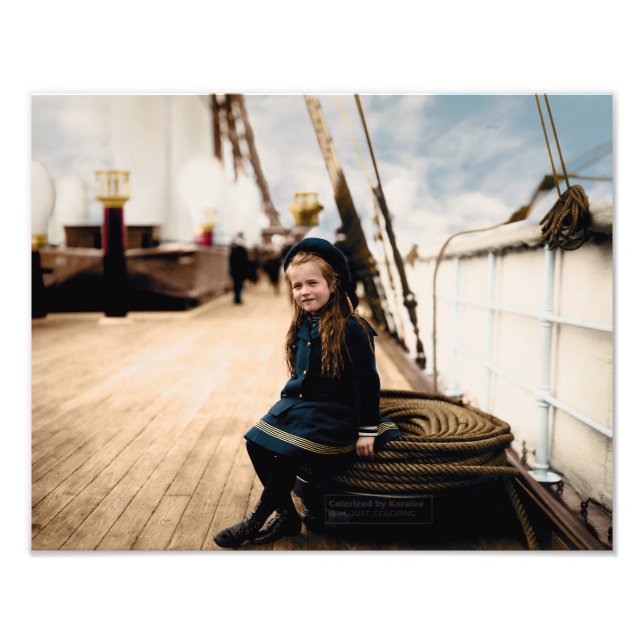 Grand Duchess Anastasia Nikolaevna 1907 Photo Print (Front)