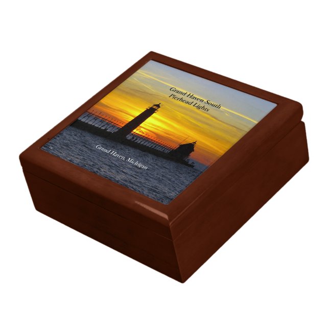 Grand Haven South Pierhead Lights sunset box (Side)