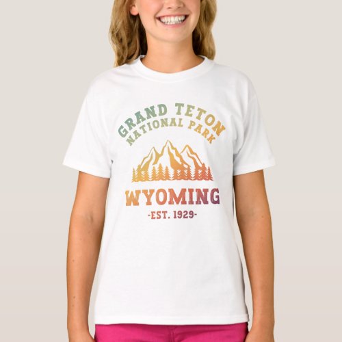 Grand Teton National Park Wyoming USA Gradient T_Shirt