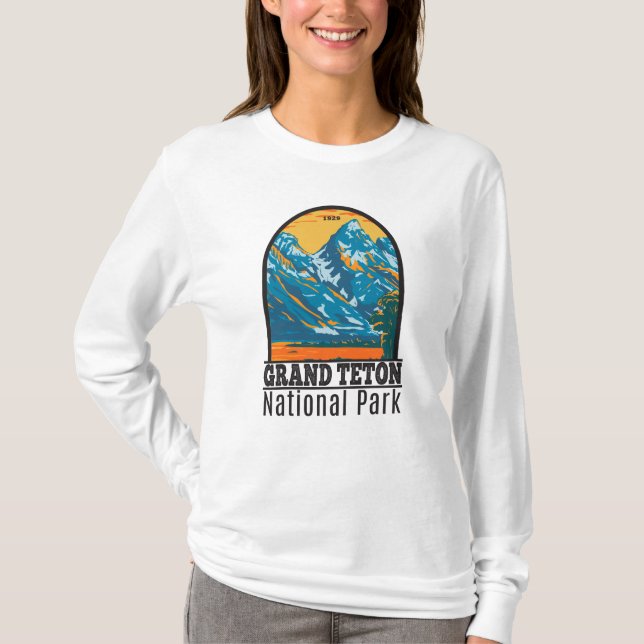 Grand Teton National Park Wyoming Vintage T-Shirt (Front)