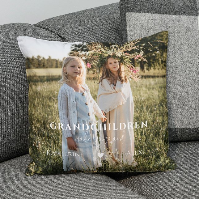 Grandchildren Make Life Grand Black & White Plaid Throw Pillow (Grandchildren Make Life Grand Black & White Plaid Throw Pillow
)