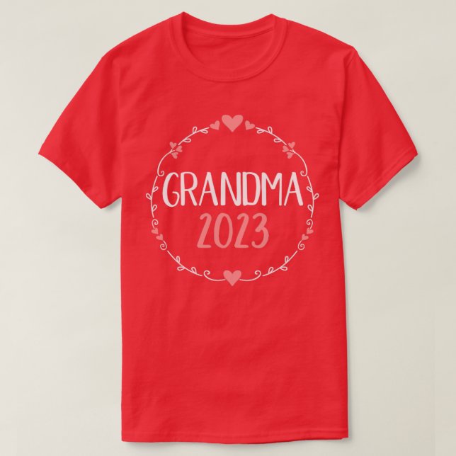 Grandma 2023 for new grandmother T-Shirt (Design Front)