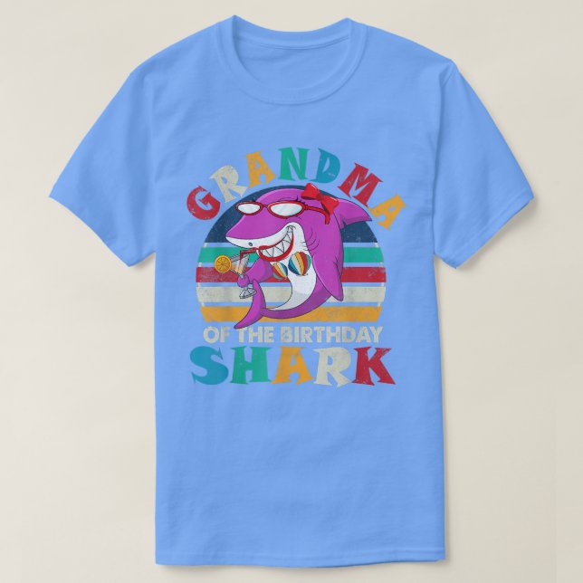 Grandma Of The Birthday Shark Funny Retro Grandma  T-Shirt (Design Front)