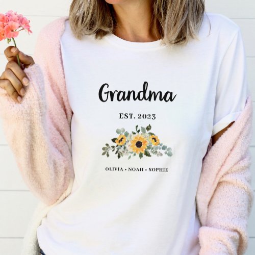 Grandma  Pretty Rustic Sunflower and Names T_Shirt