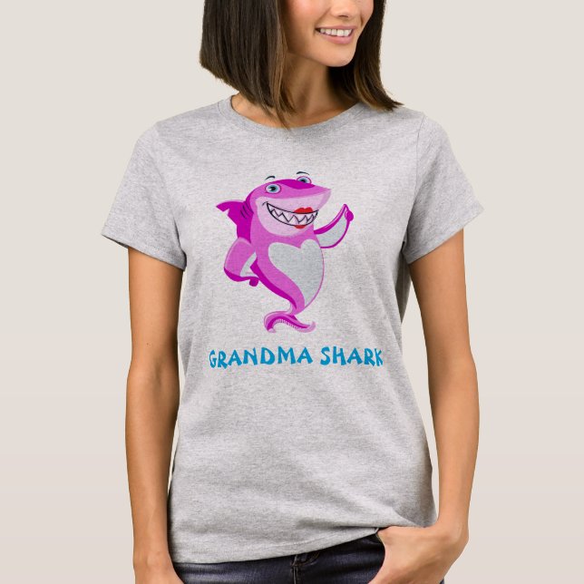 Grandma Shark | Funny Personalized T-Shirt (Front)