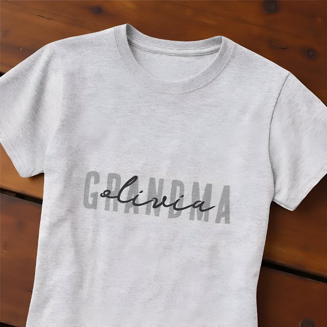Grandma Since 20XX Modern Simple Preppy T-Shirt (Creator Uploaded)