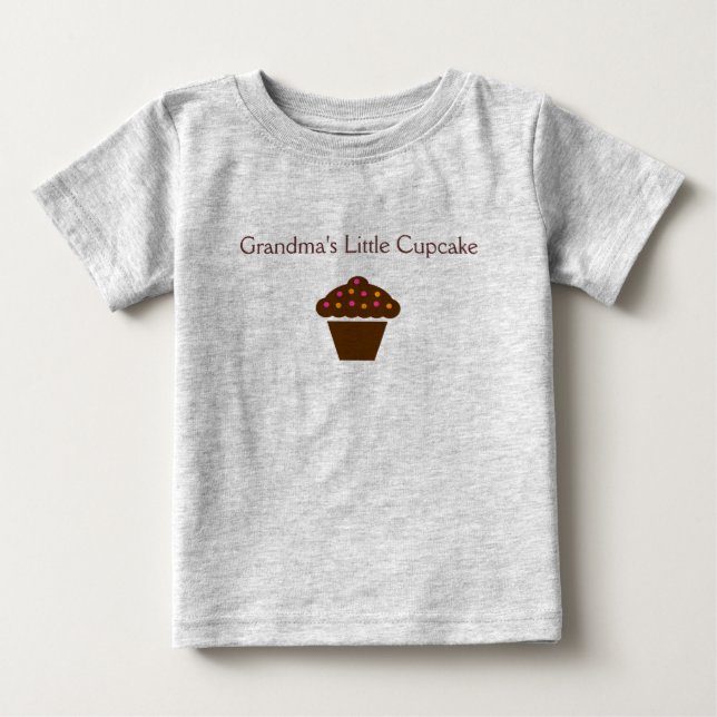 "Grandma's Little Cupcake" - adorable baby outfit T-Shirt (Front)
