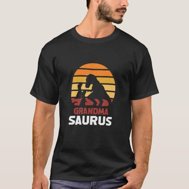 Grandmasaurus  Rex Grandma Saurus Dinosaur T-Shirt (Front)