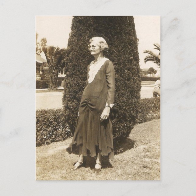 GRANDMAWS NEW DRESS #16 POSTCARD (Front)