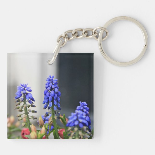 grape hyacinth keychain (Back)