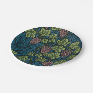 Grapevines with clusters of pink grapes Paper Plates