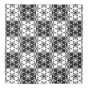 Graphic Black and White Geometric Flower Pattern Duvet Cover