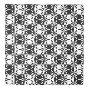 Graphic Black and White Geometric Flower Pattern Duvet Cover