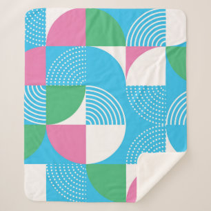 Graphic circles: vintage seamless motif. sherpa blanket