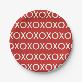 GRAPHIC VALENTINE'S DAY XOXO RED PAPER PLATE