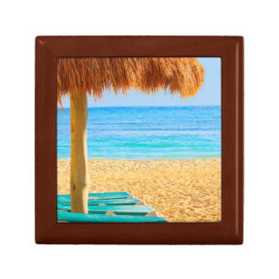 Grass Hut & Loungers On Beach Keepsake Box