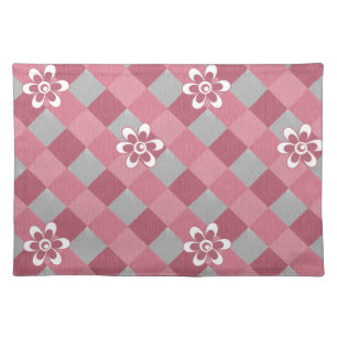 Gray and pink plaid with chamomile flowers cloth placemat