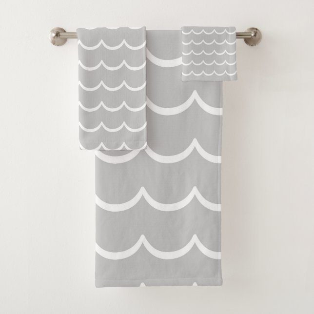 Gray and White Coastal Wave Pattern Bath Towel Set (Insitu)