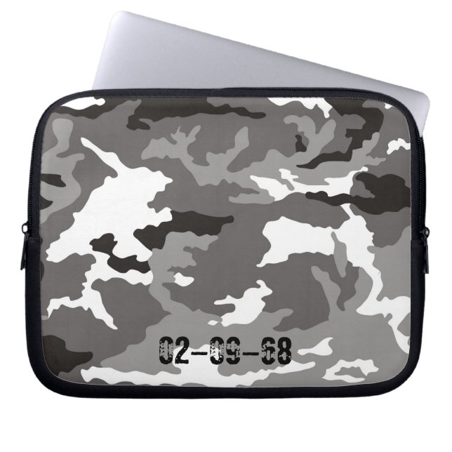 Gray camouflage pattern laptop sleeve (Front)