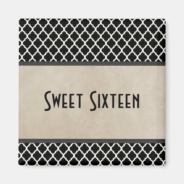 Gray Chic Quatrefoil Sweet 16 Magnet (Front)