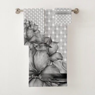 Gray Lilies Checks Stripes Bath Towel Set