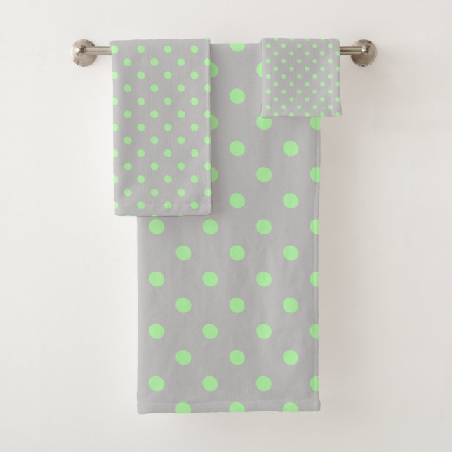 Gray Mint Green Polka Dot Bath Towel Set (Insitu)