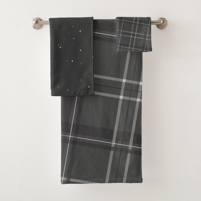 Gray monochrome plaid and stars holiday bath towel set (Insitu)