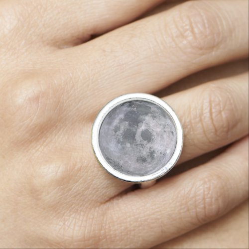 Gray moon photo ring